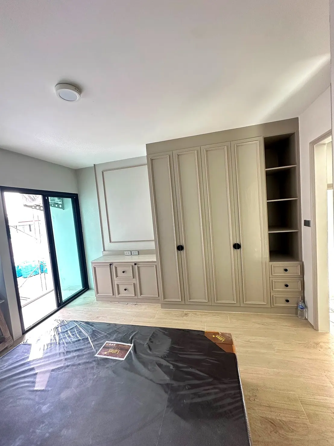 รูปภาพ Tarra (ทาร่า คลอง 6 ปทุมธานี) ราชมงคลธัญบุรี คลอง 6 New Apartment | อพาร์ทเม้นท์ หอพัก ที่พัก ห้องพัก - รูปที่ 1/20